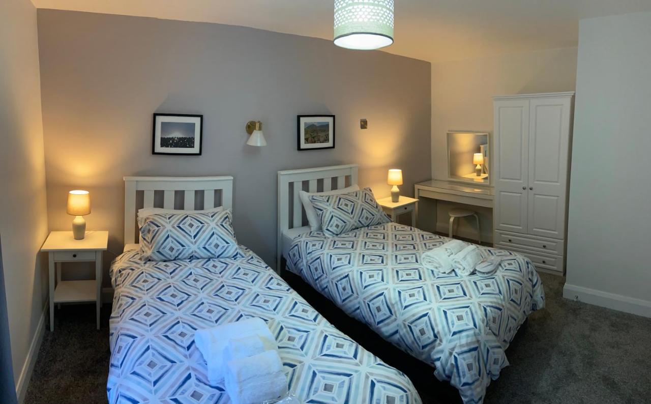Causeway Coast Apartments Cora Marine Балликасл Экстерьер фото